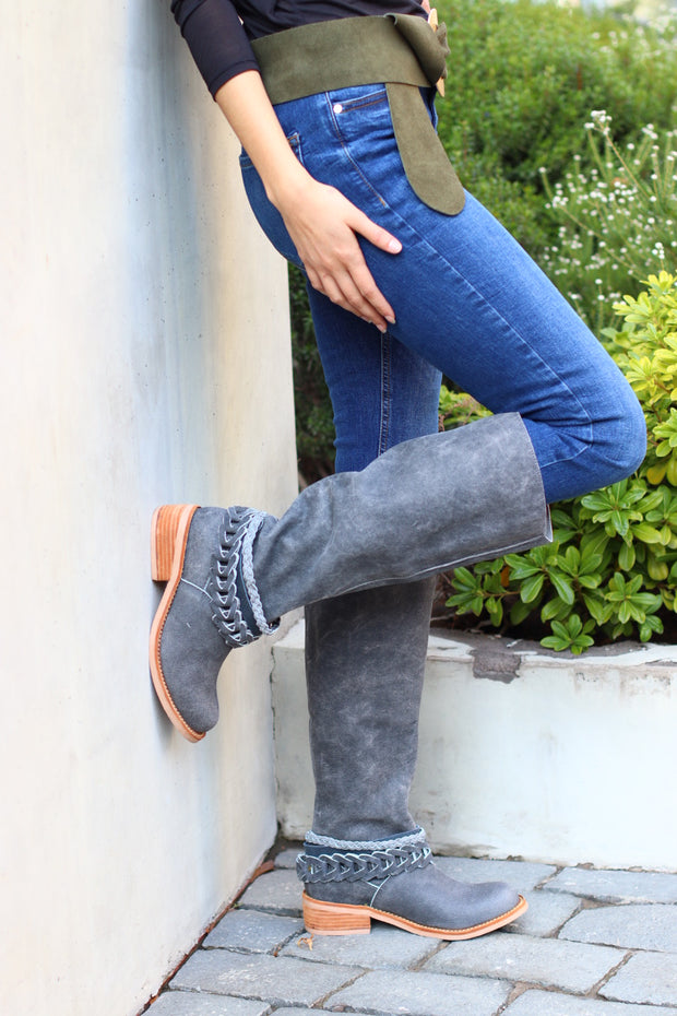 Bota Ruffina Gris (NUEVO)