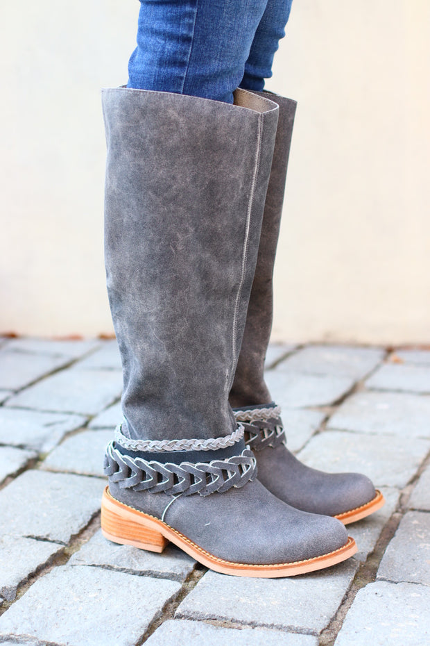 Bota Ruffina Gris (NUEVO)