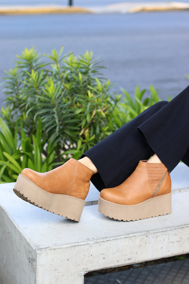 Bootie Noah Caramelo (NUEVO)