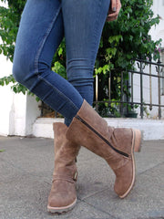 Bootie Savanna Café