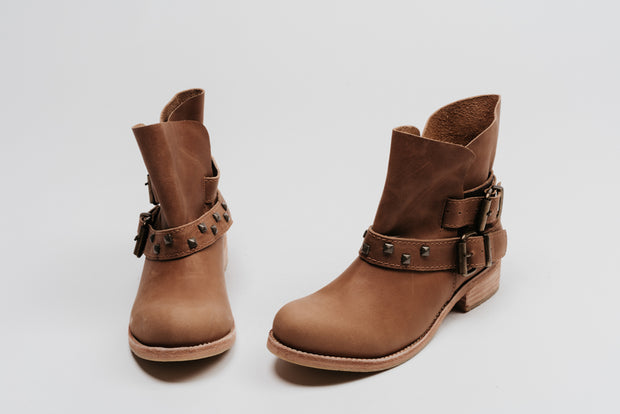 Bootie Isidora Toffe